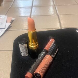 Lot of (3) lipstick reckon and nyx